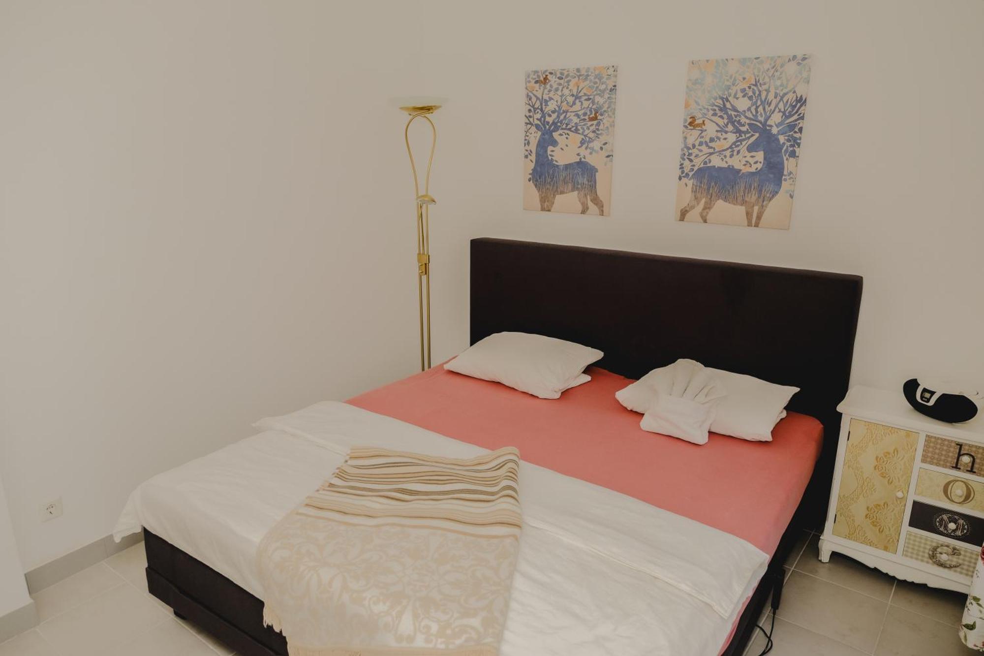 Terrace Apartment Near Volksoper And City Centre Viena Exterior foto